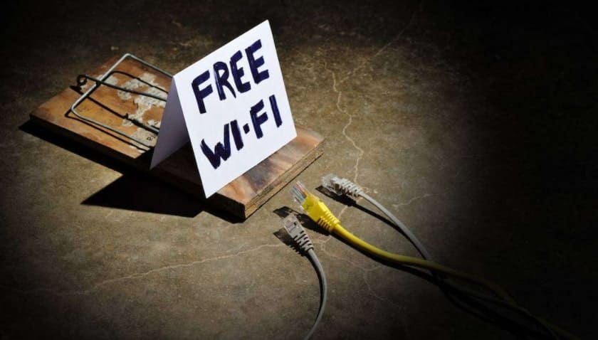 Những Mối Đe Dọa Từ Mạng Wi-Fi Công Cộng